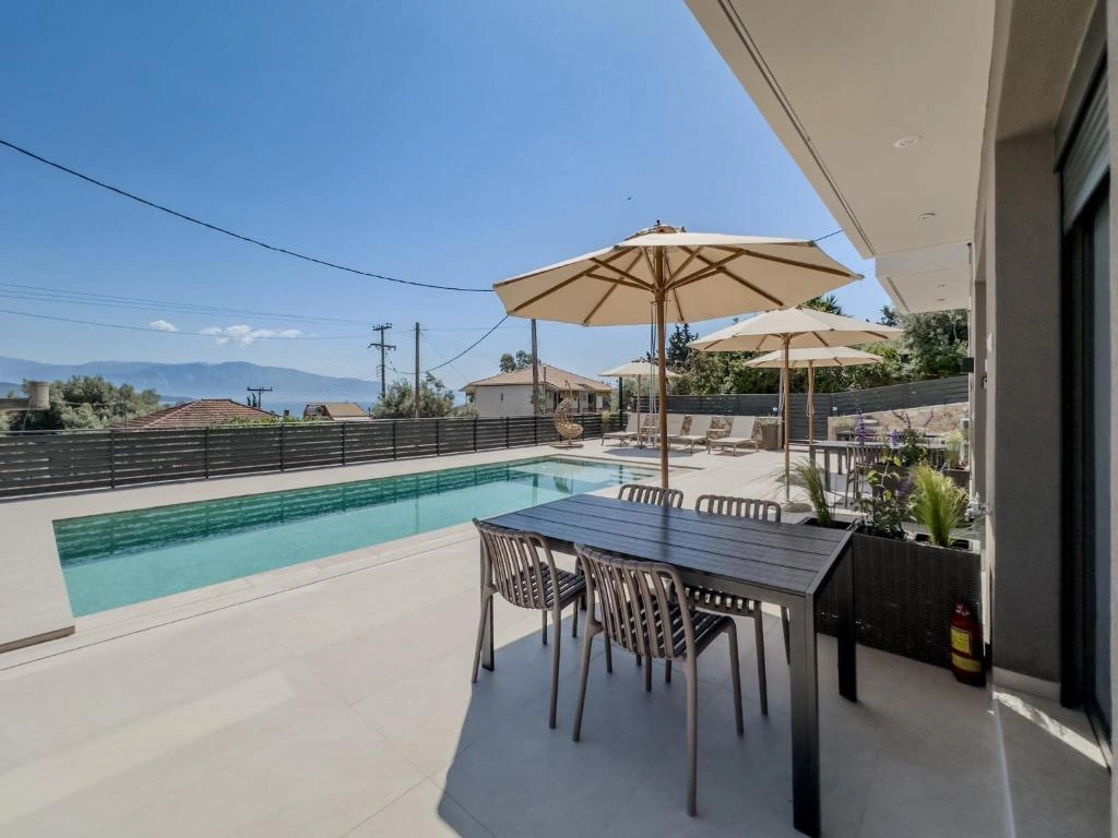 Luxury suites balcony with sea view